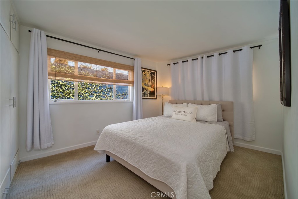 933 Coast View Drive