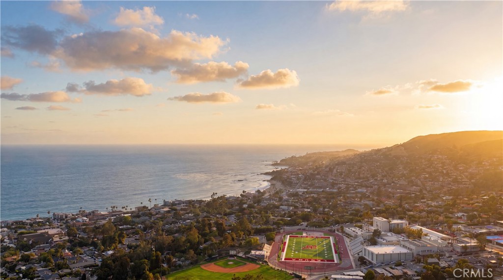 933 Coast View Drive