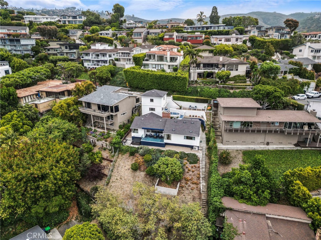 933 Coast View Drive