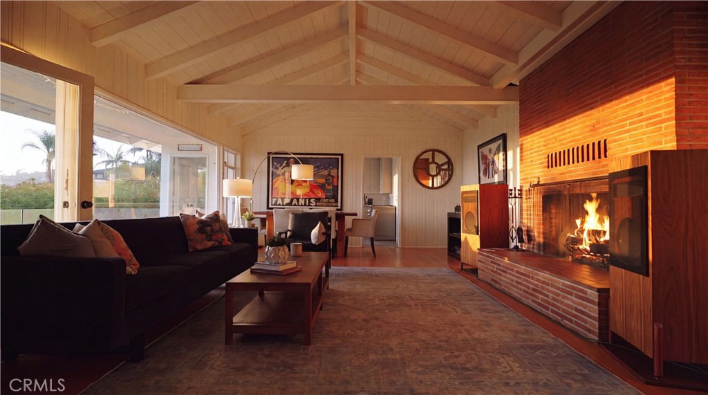 933 Coast View Drive