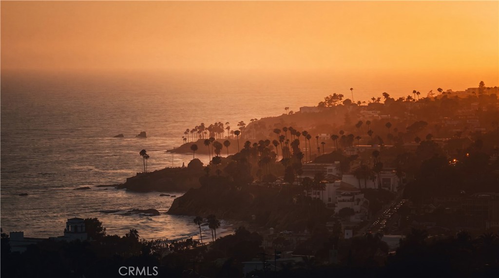 933 Coast View Drive