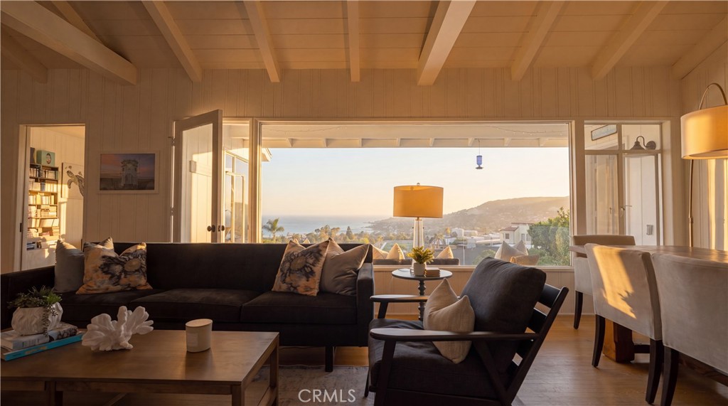 933 Coast View Drive