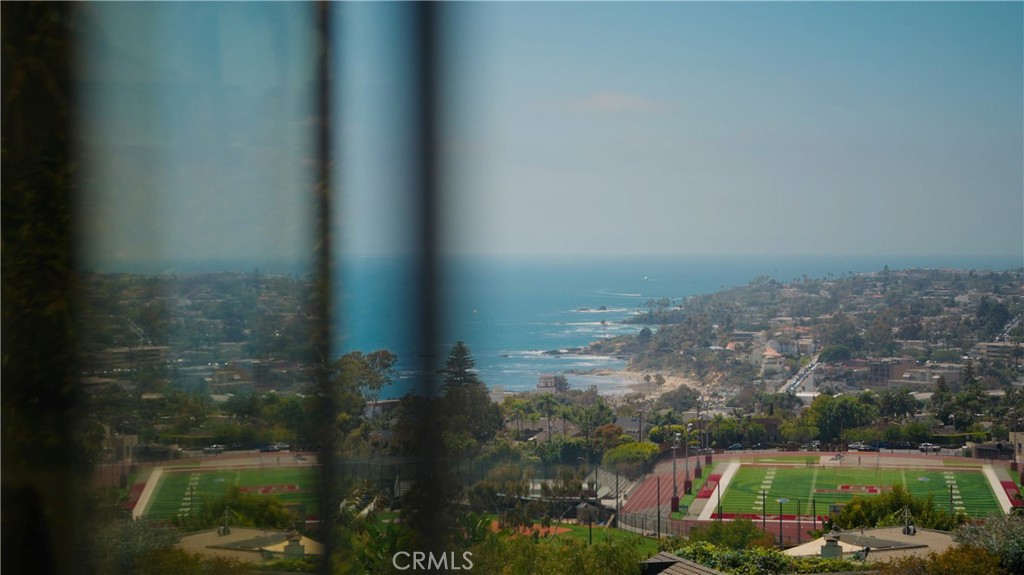 933 Coast View Drive