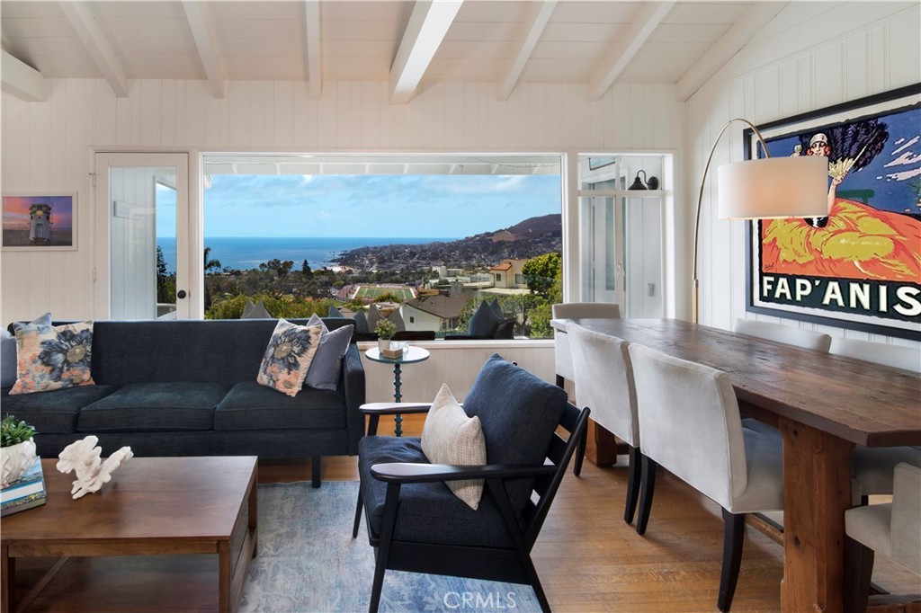 933 Coast View Drive
