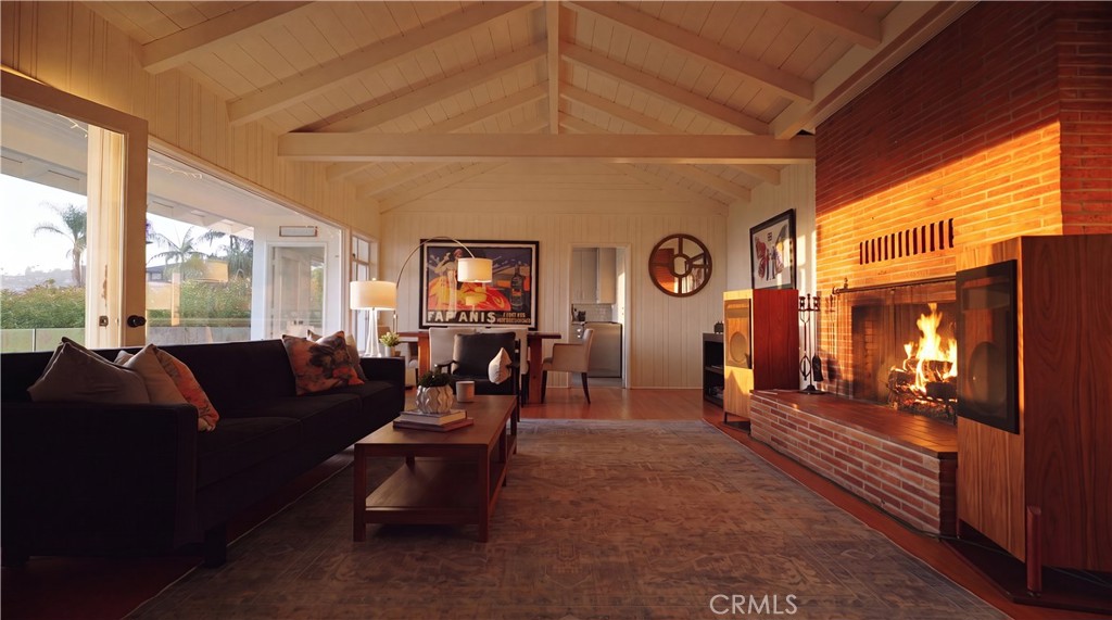 933 Coast View Drive
