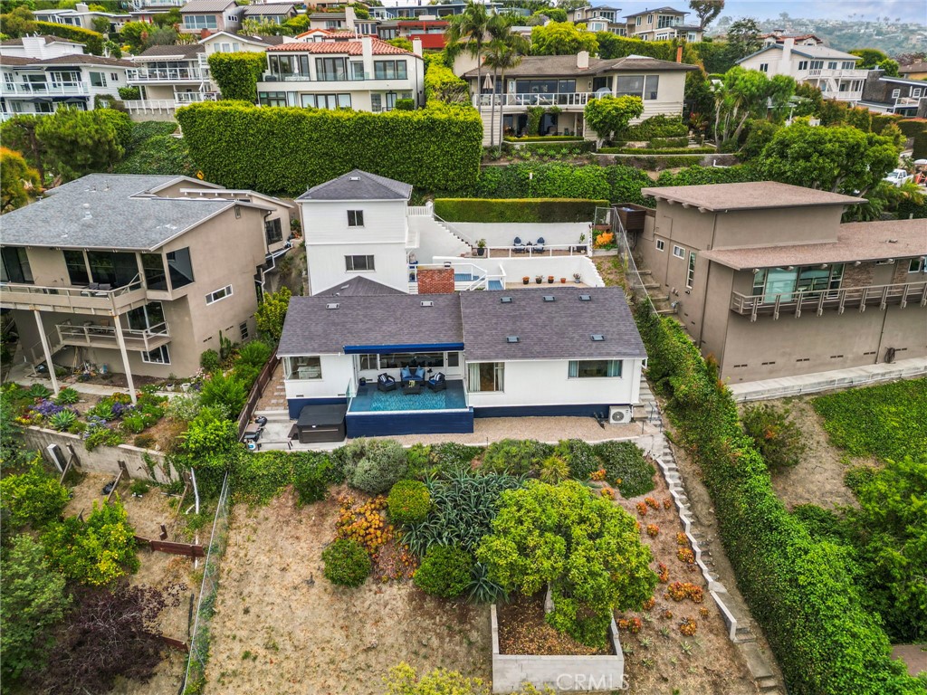 933 Coast View Drive