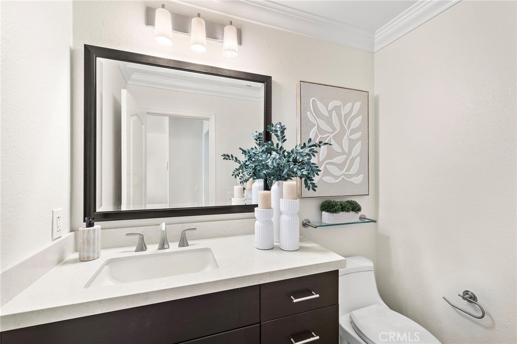 34279 Amber Lantern Street 11