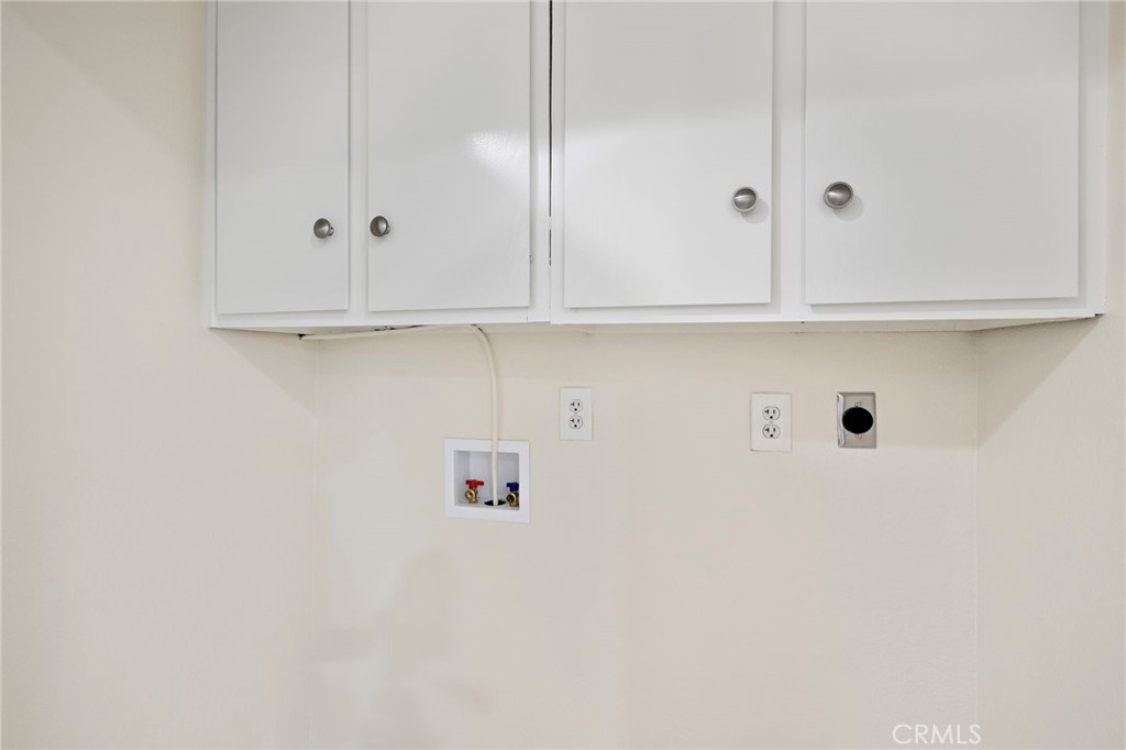 34279 Amber Lantern Street 11