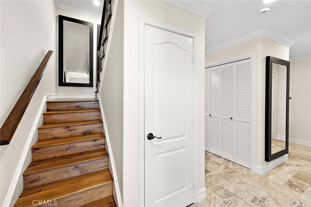 34279 Amber Lantern Street 11