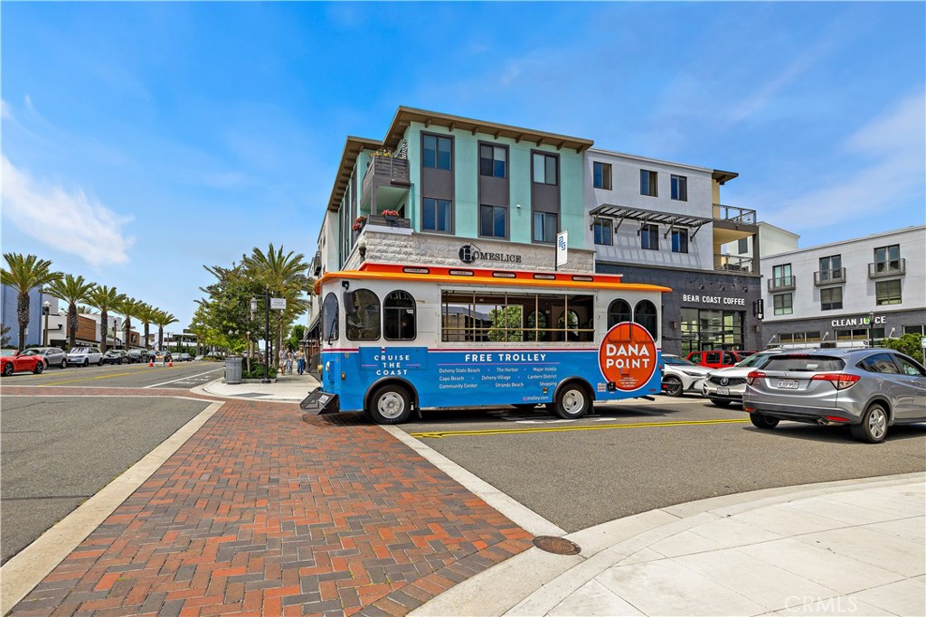 34279 Amber Lantern Street 11