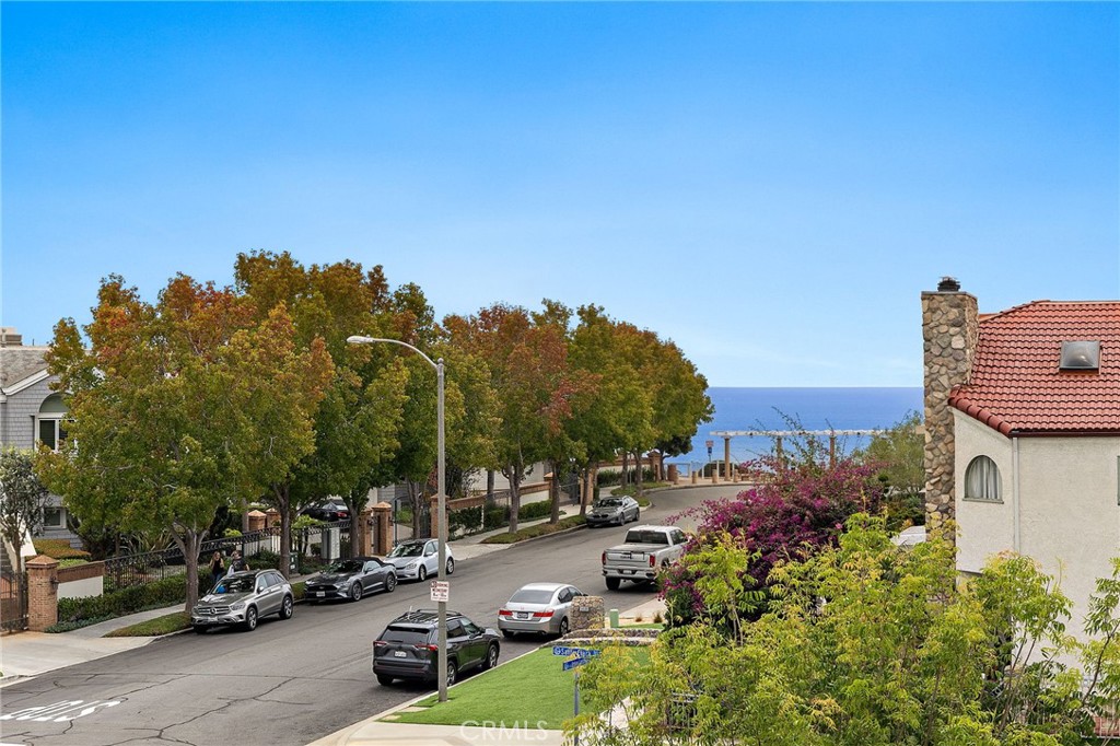 34279 Amber Lantern Street 11