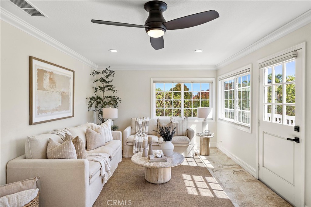 34279 Amber Lantern Street 11