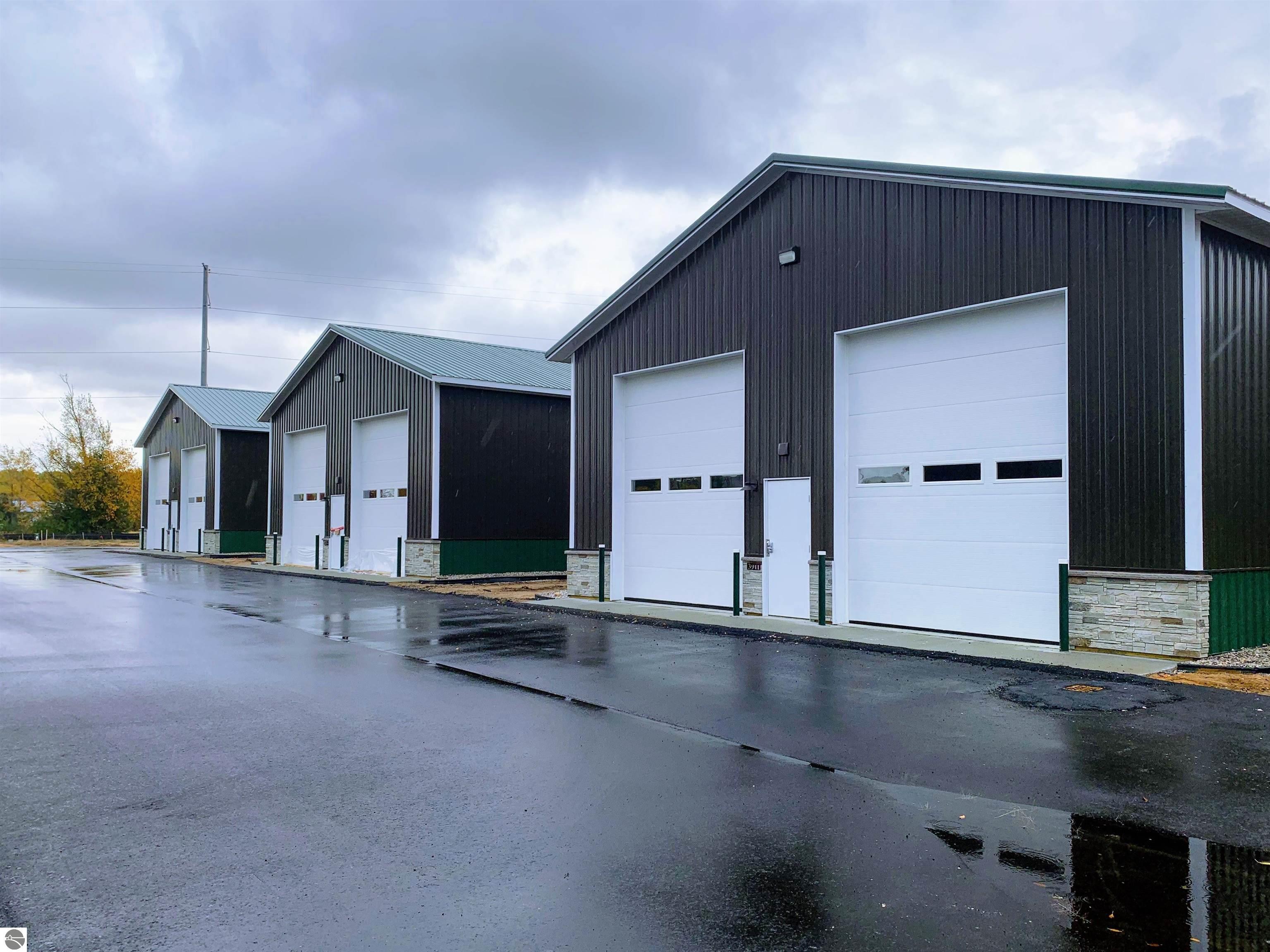 3057 Lucky Dog Lane # 7