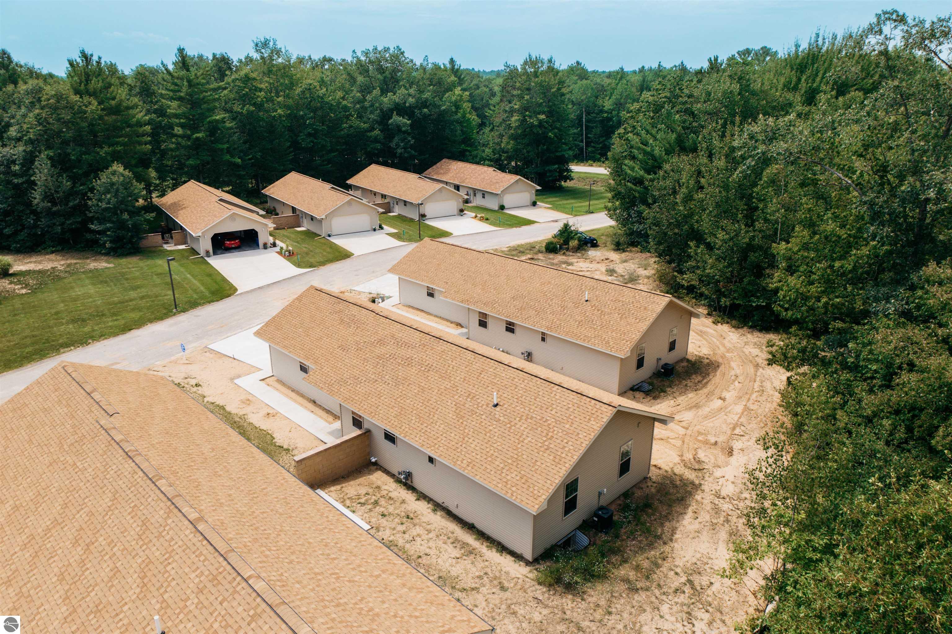 9842 Deer Track Court # 19