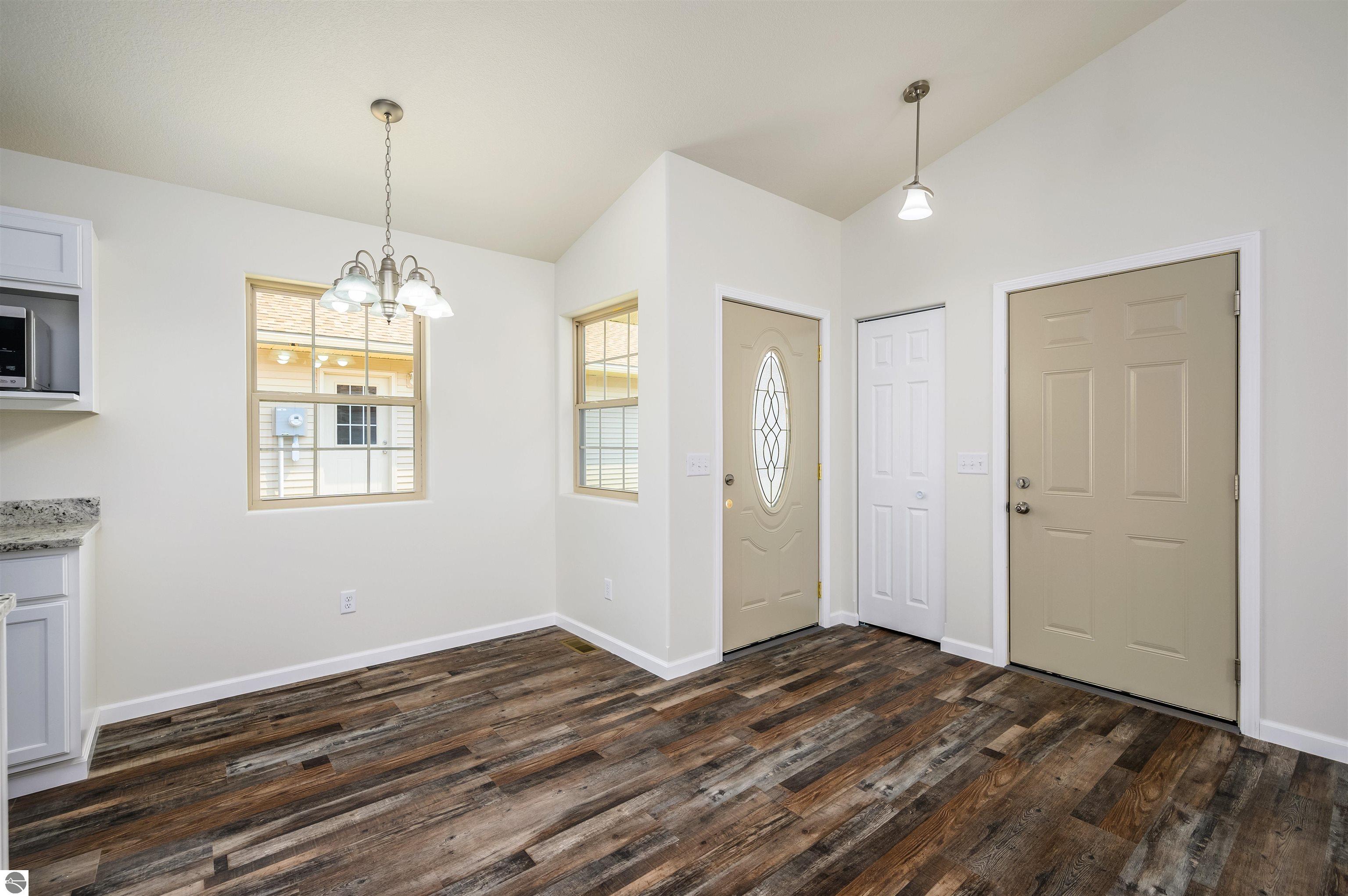 9842 Deer Track Court # 19