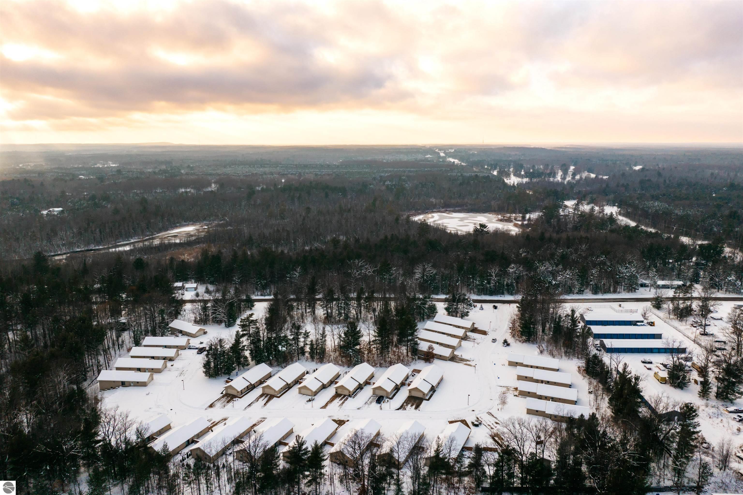 9842 Deer Track Court # 19