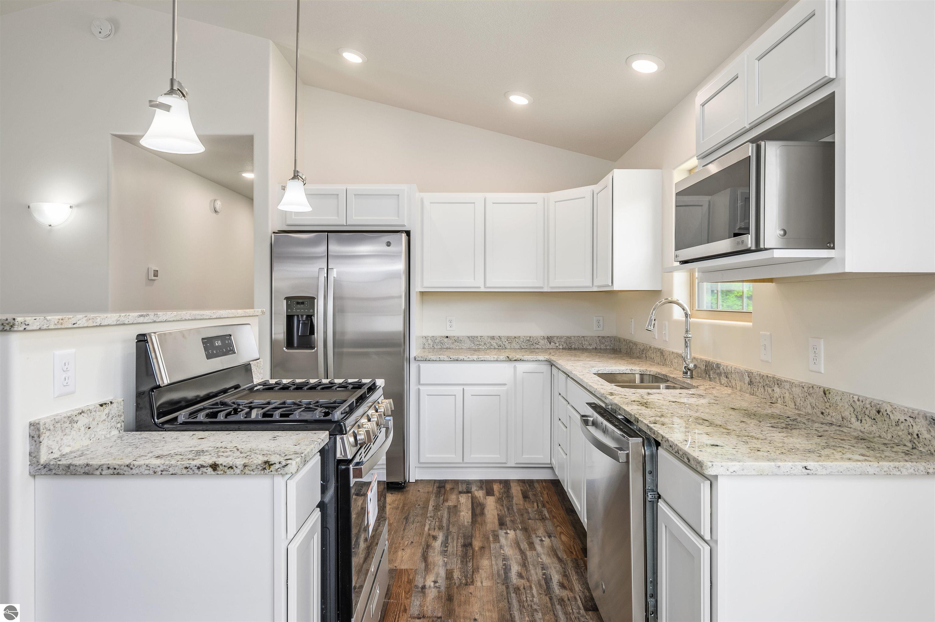 9842 Deer Track Court # 19