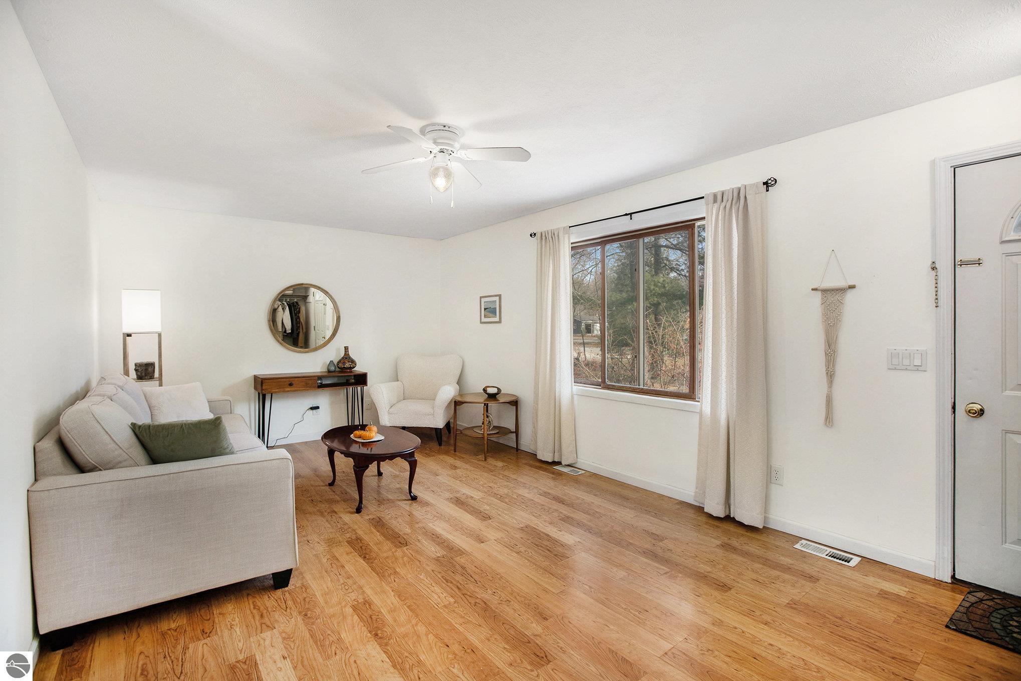 1539 NE Katinka Drive