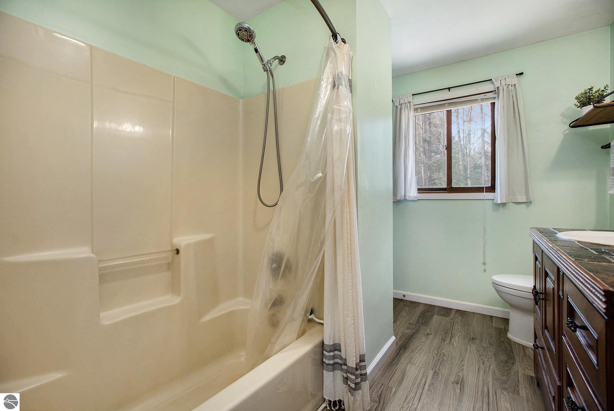 1539 NE Katinka Drive