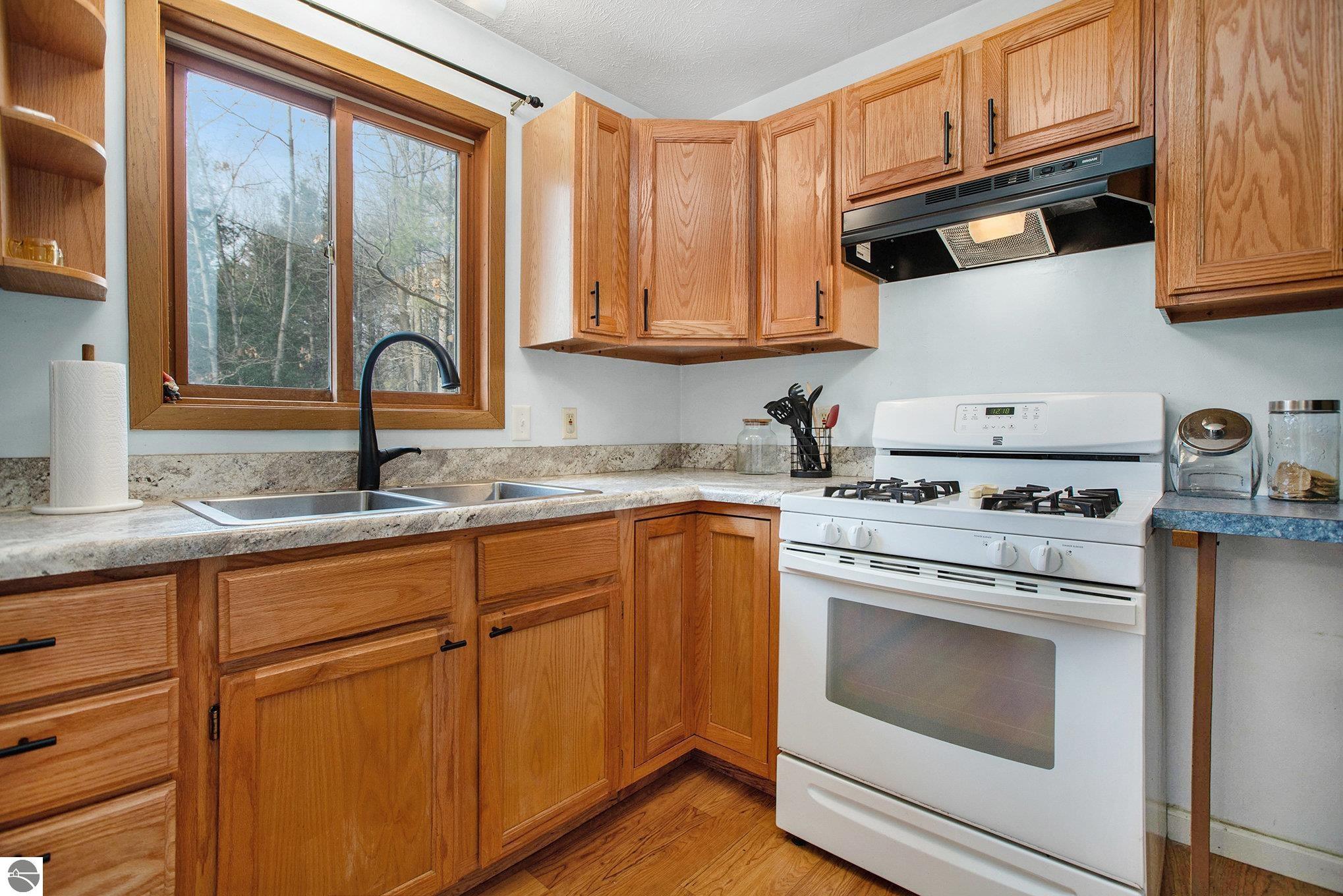 1539 NE Katinka Drive