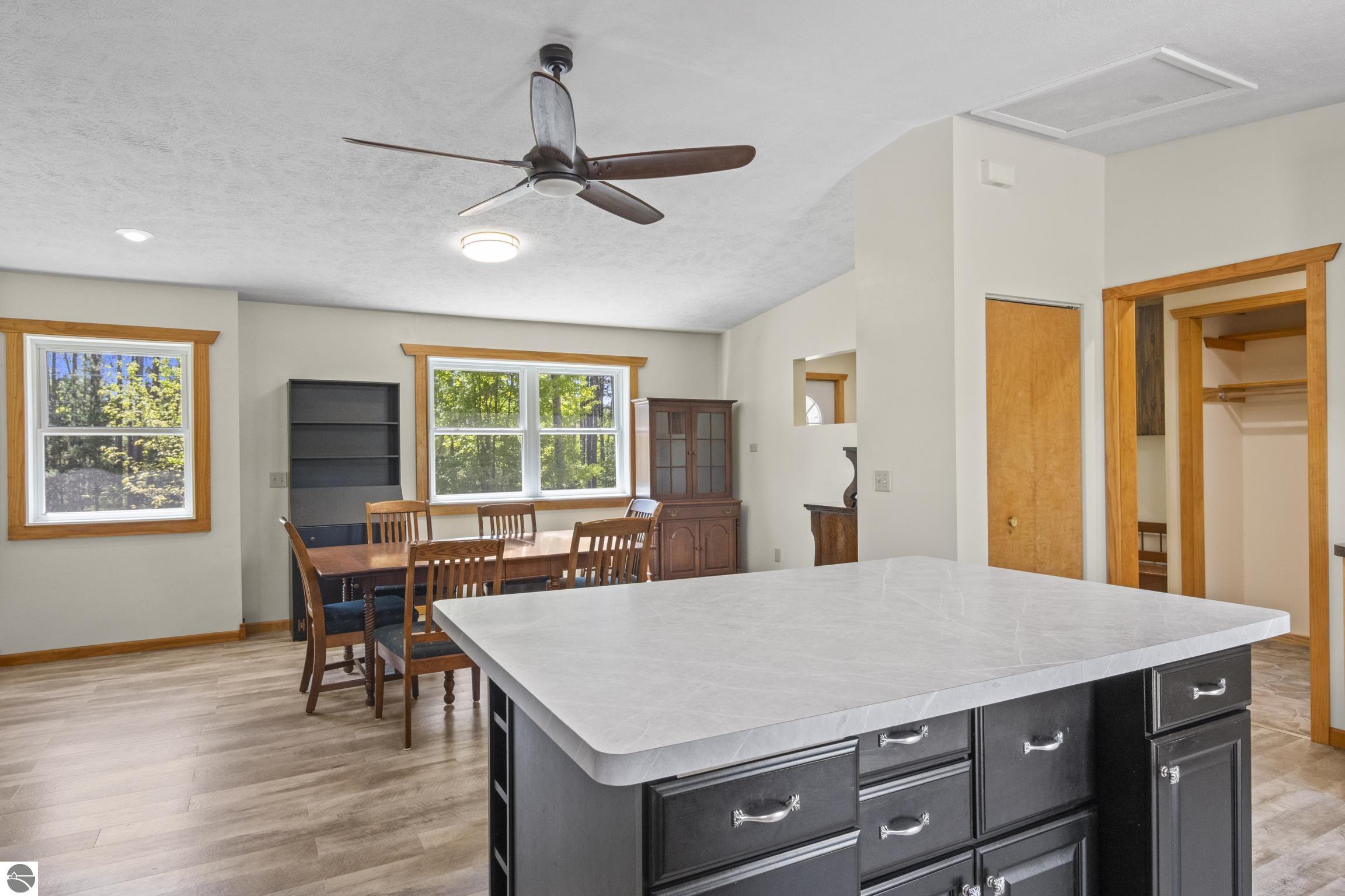 2901 Woodqueen Trail