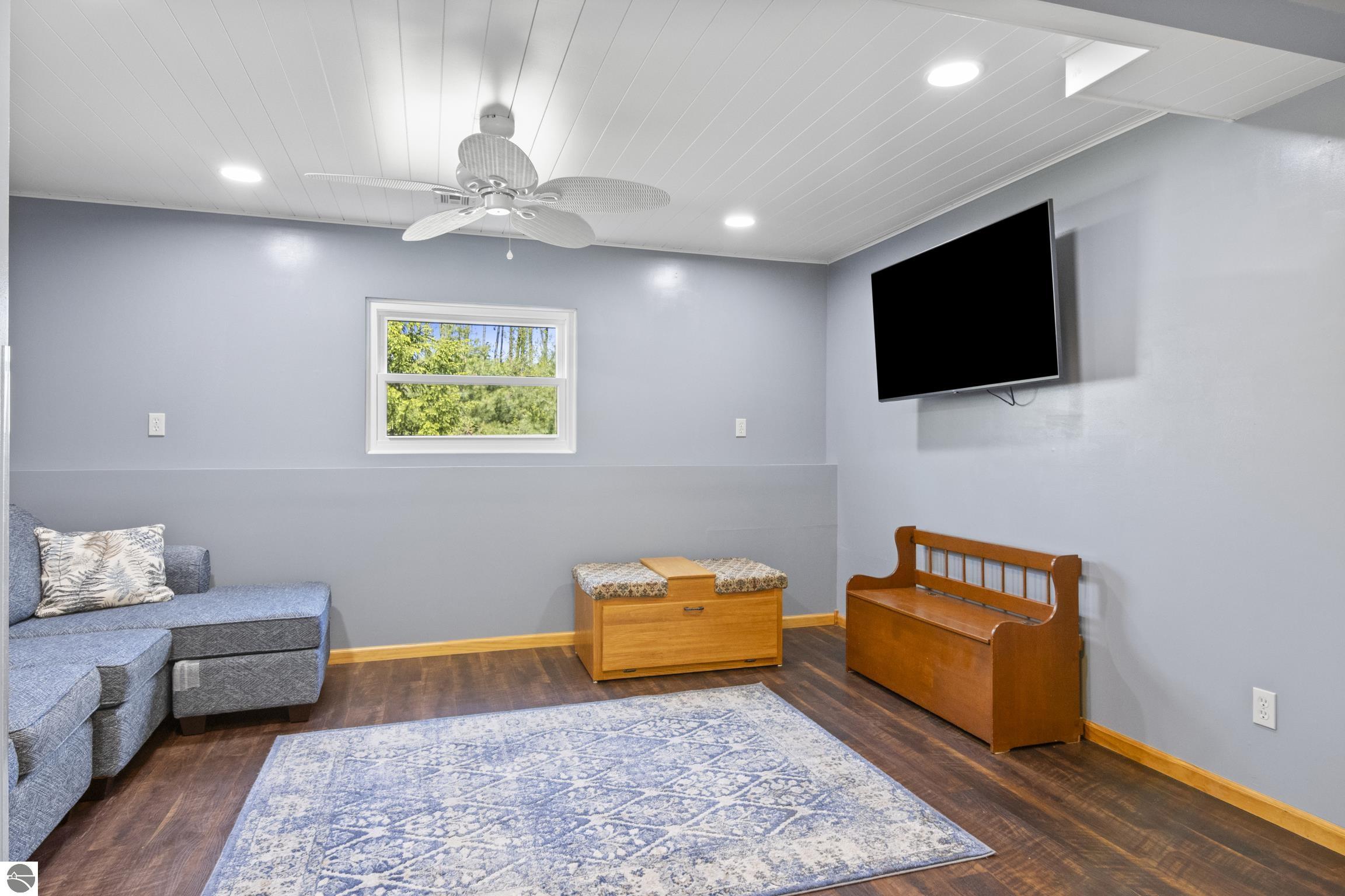 2901 Woodqueen Trail