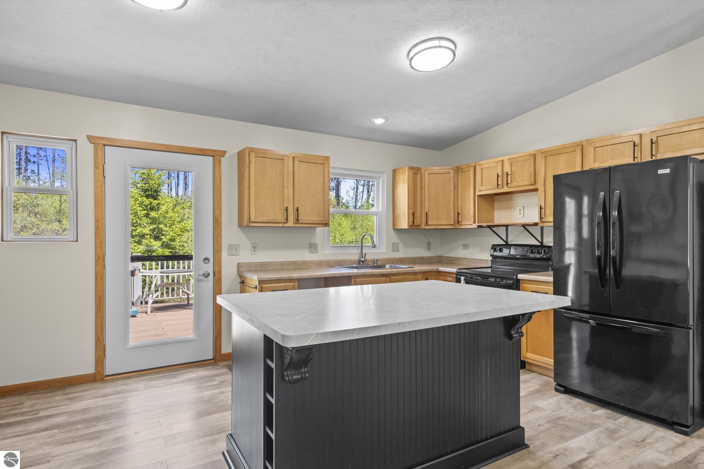 2901 Woodqueen Trail