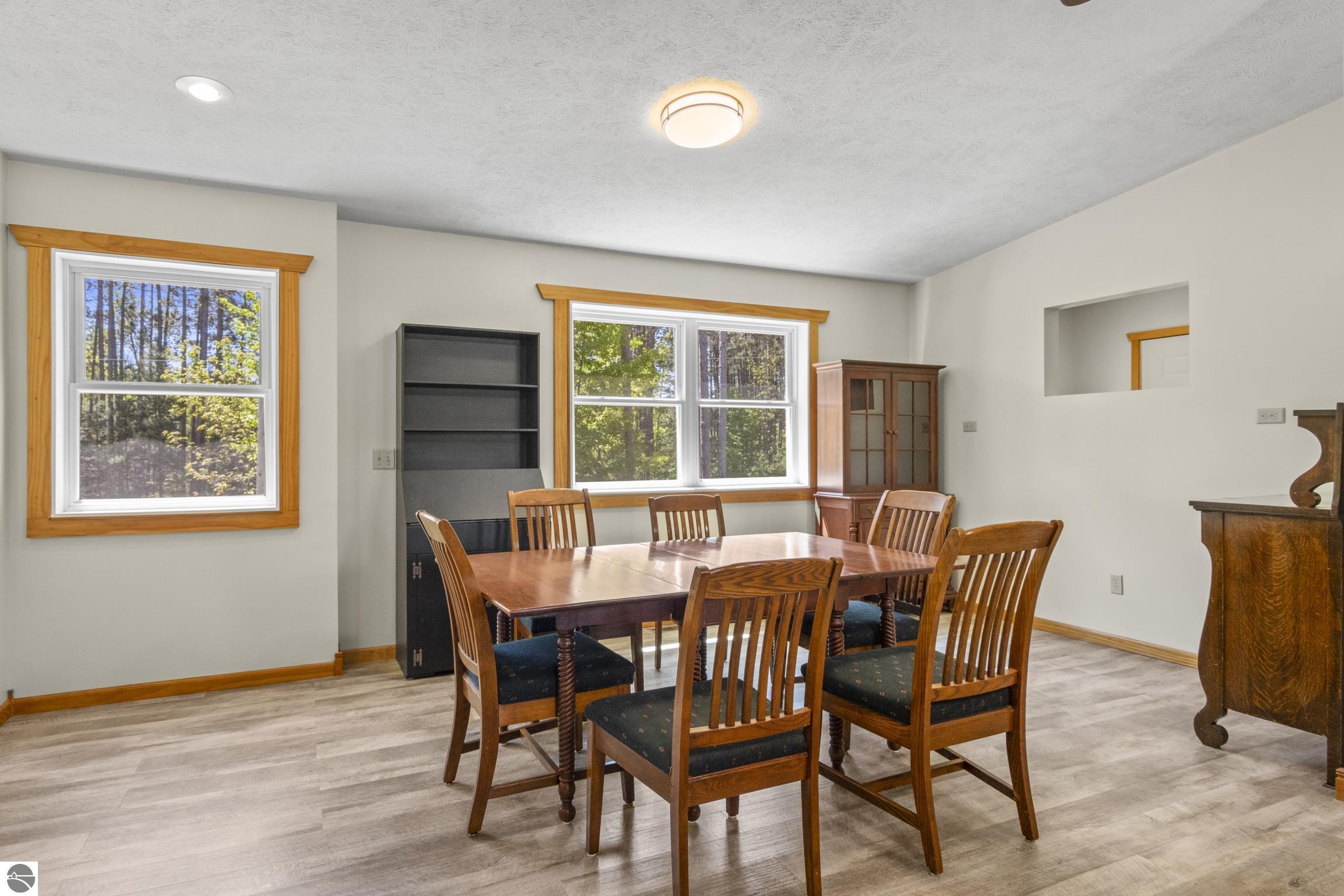 2901 Woodqueen Trail