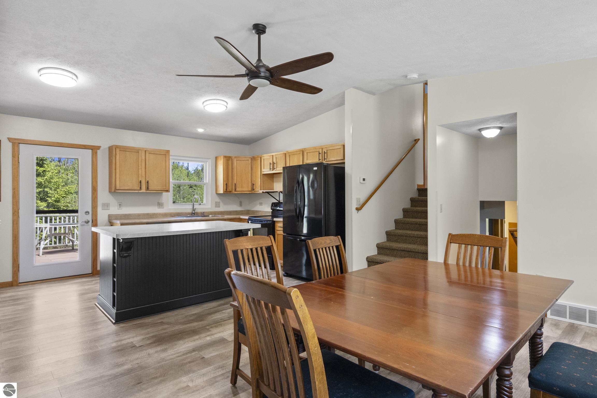 2901 Woodqueen Trail