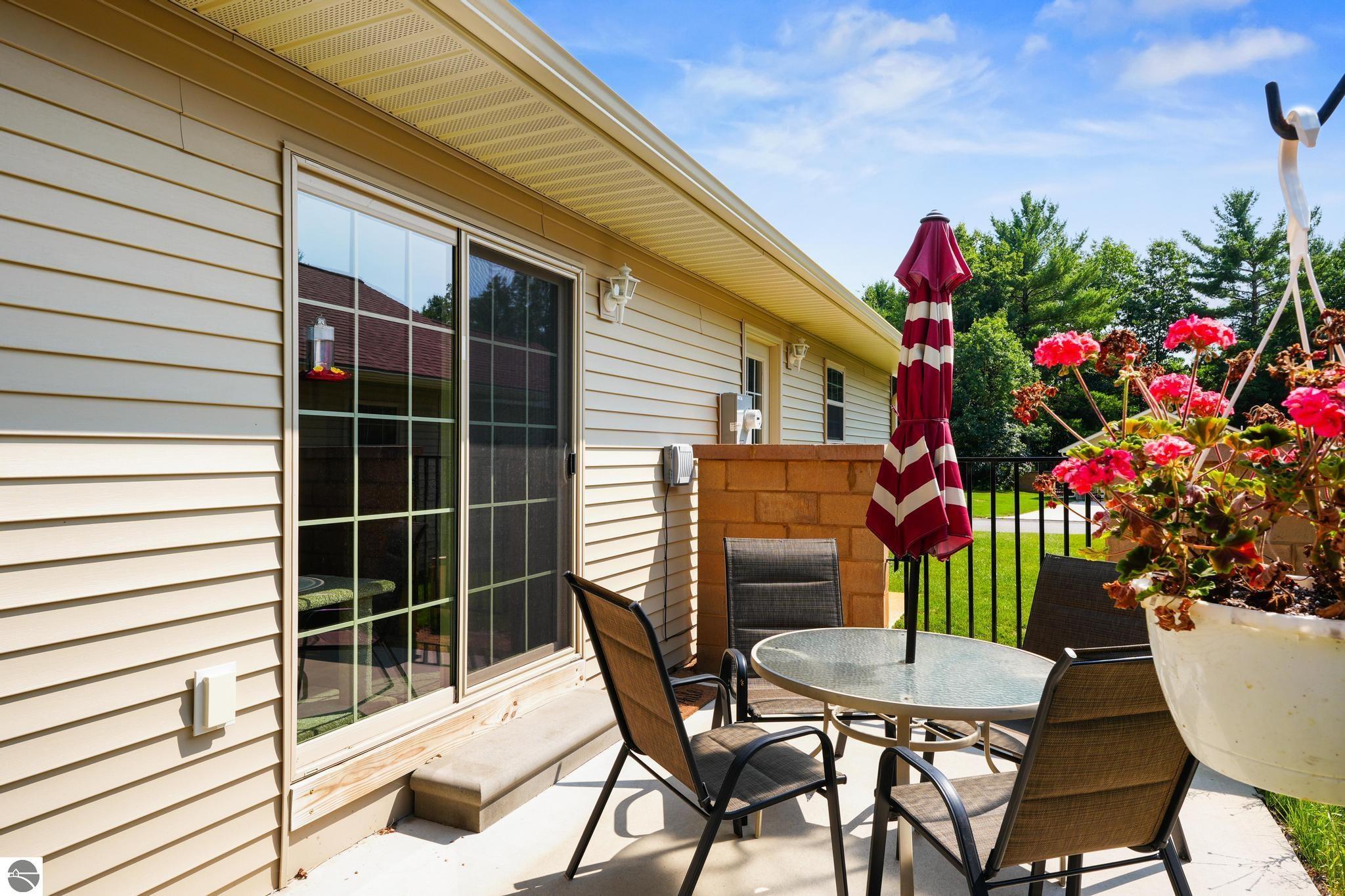 9842 Deer Track Court