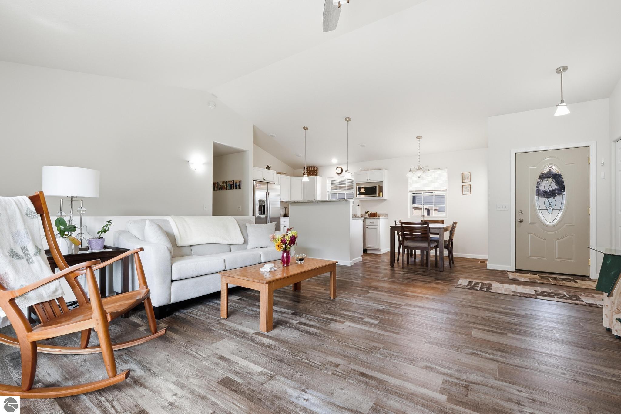 9842 Deer Track Court