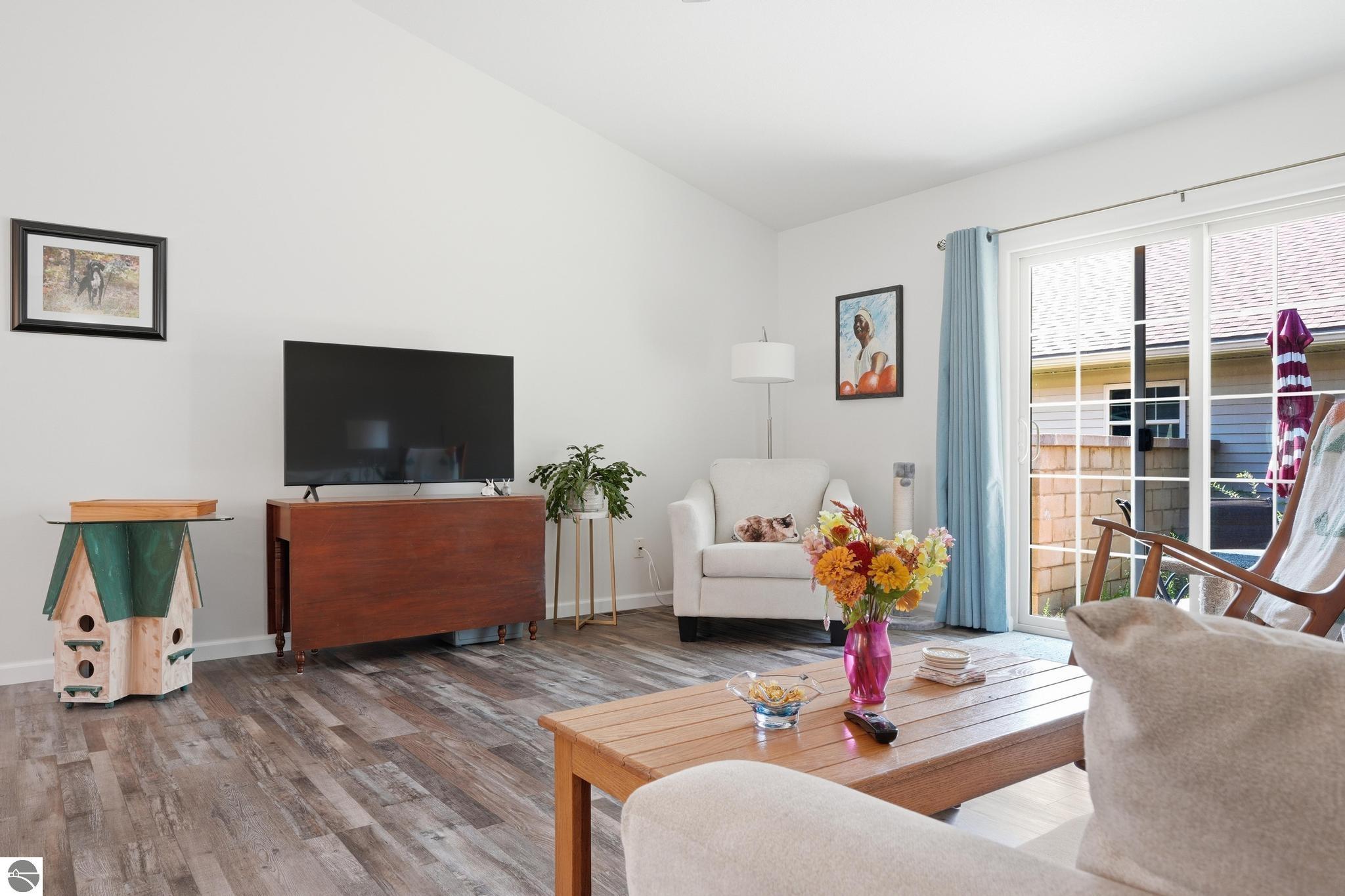 9842 Deer Track Court