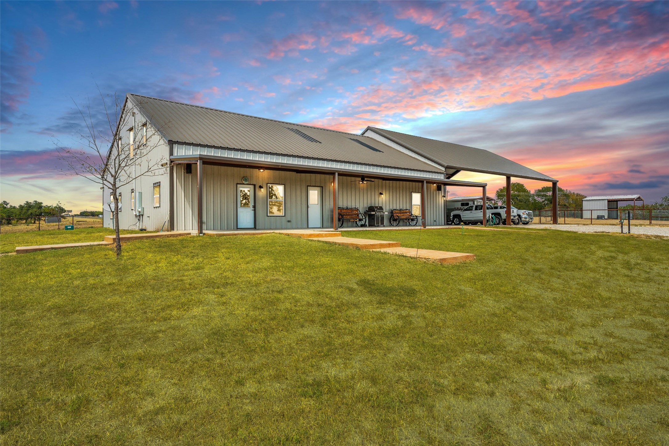 10300 Granbury Highway