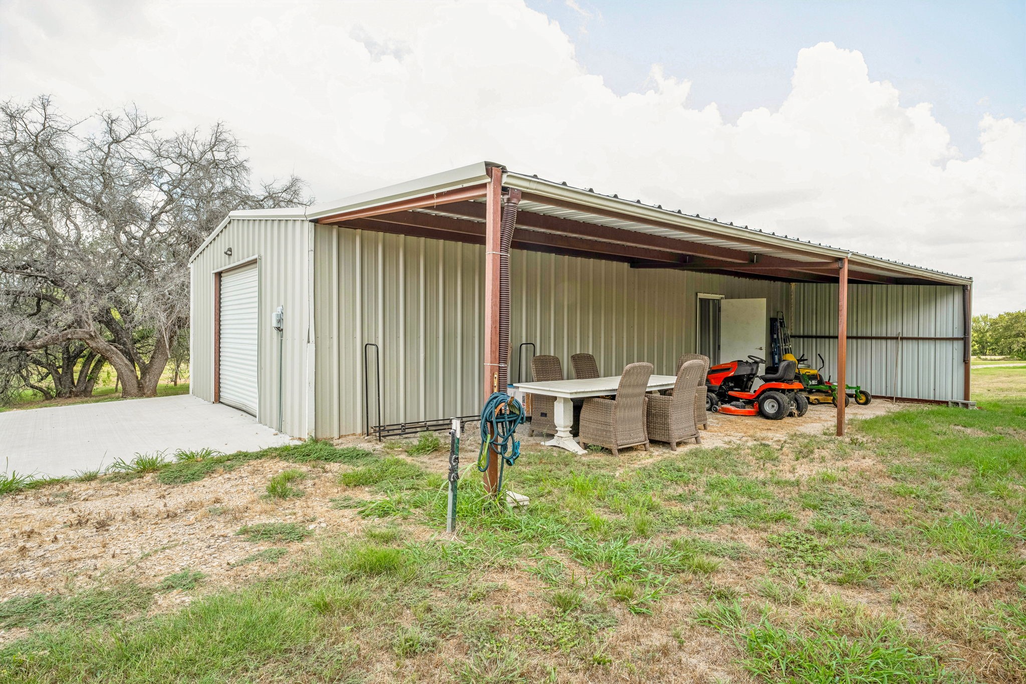 9922 Reynolds Road