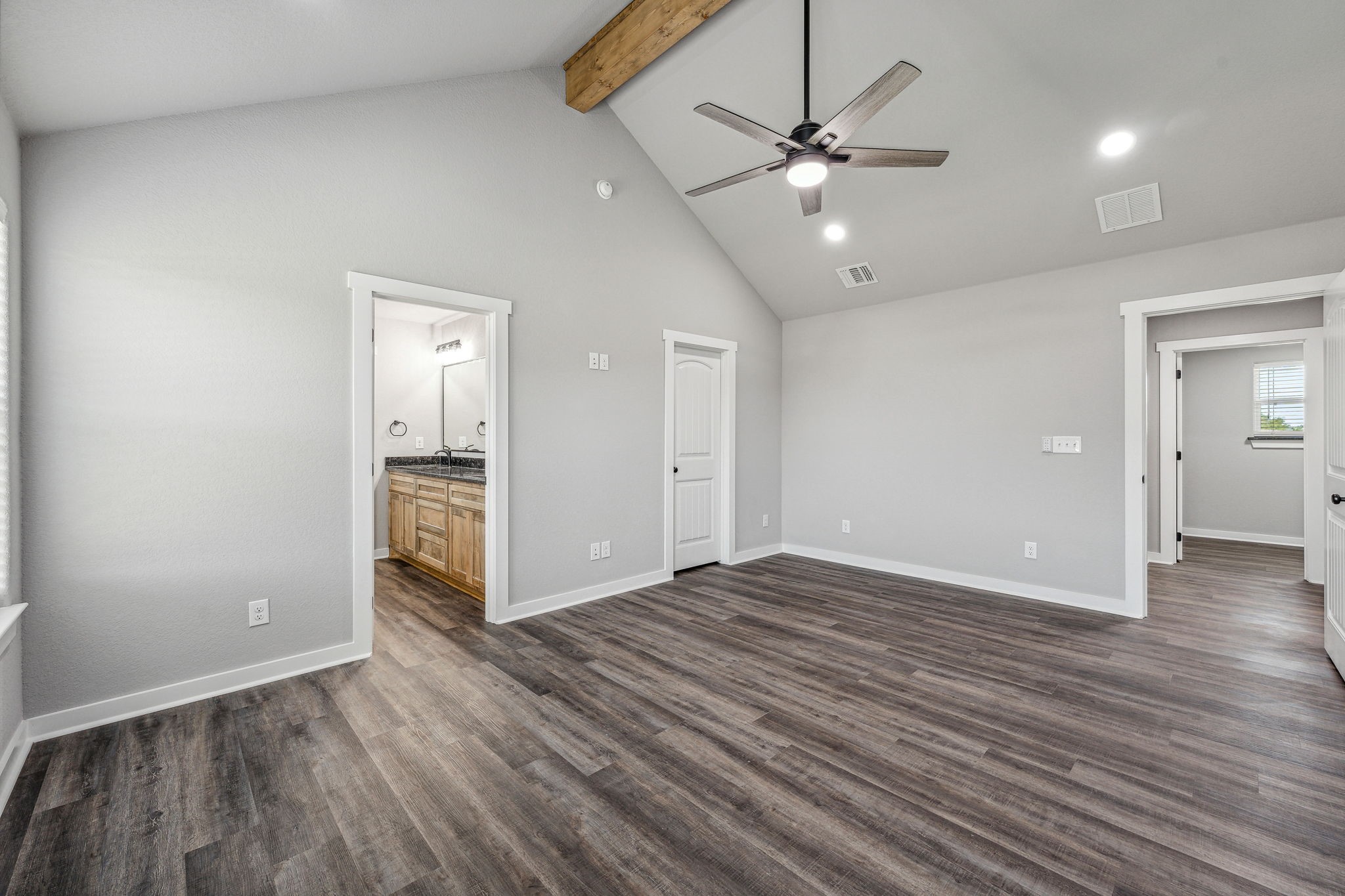 1033 Samantha Drive
