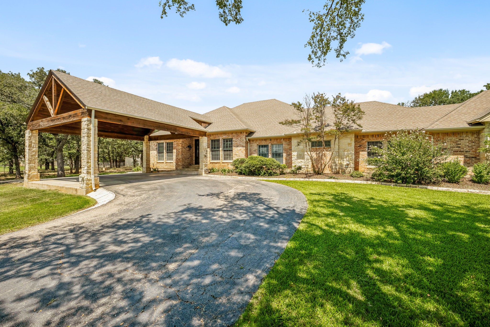 3200 Neri Road