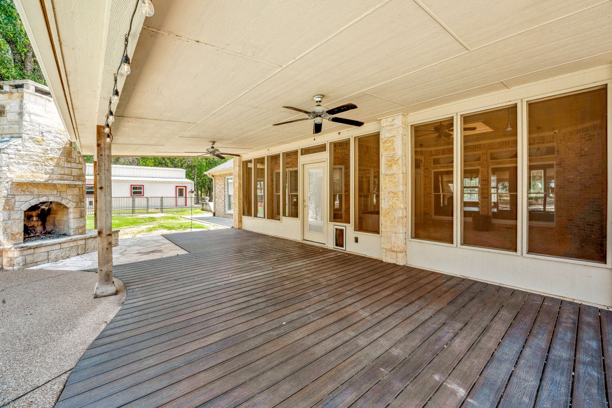 3200 Neri Road