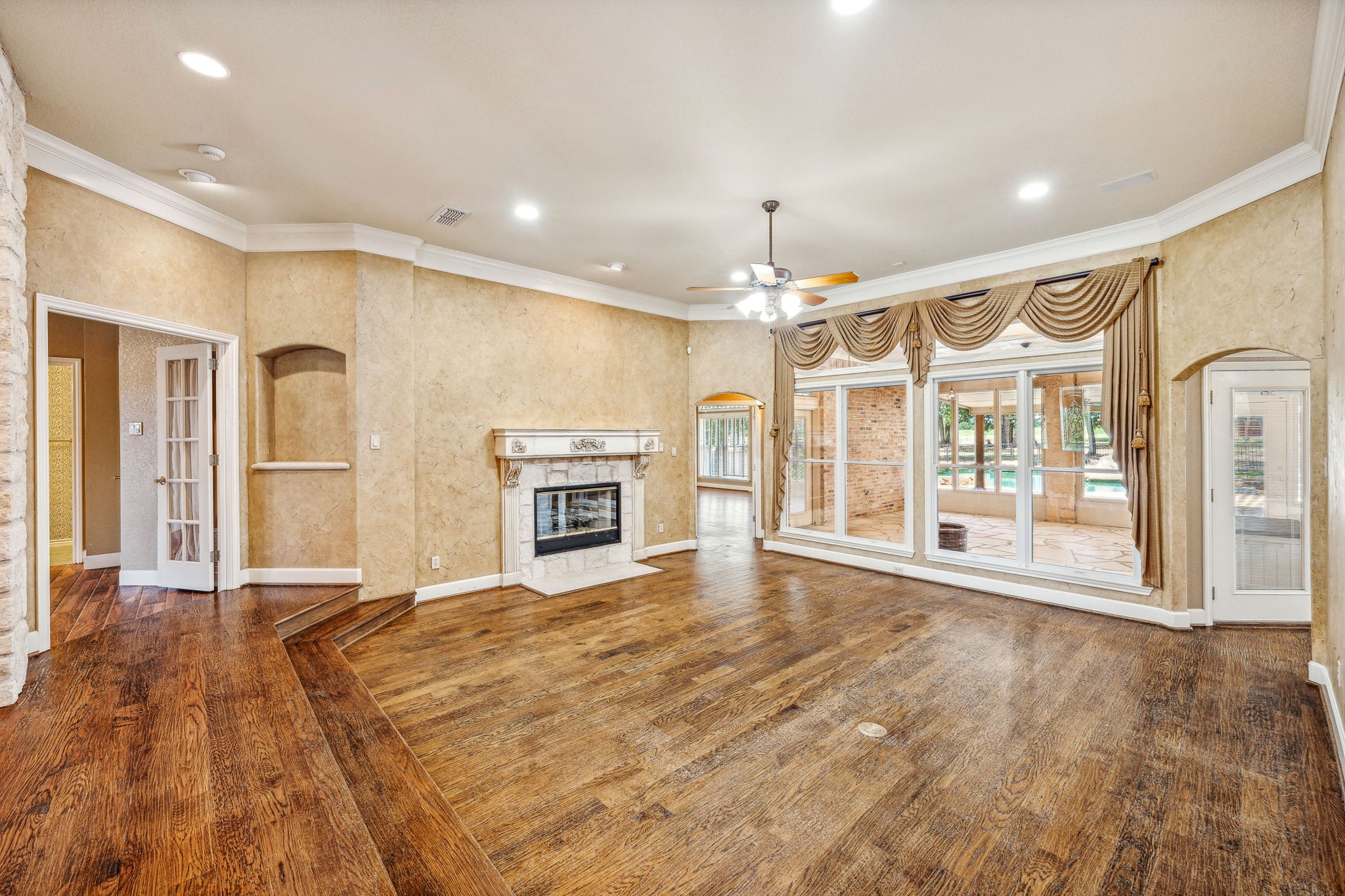 3200 Neri Road