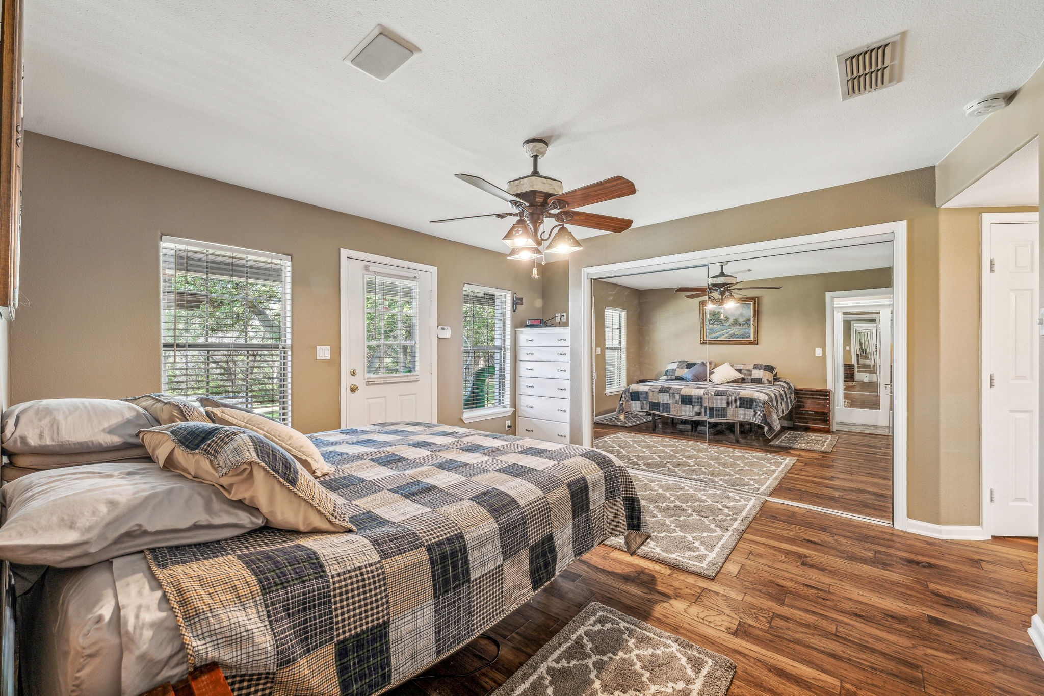 1433 County Road 306a