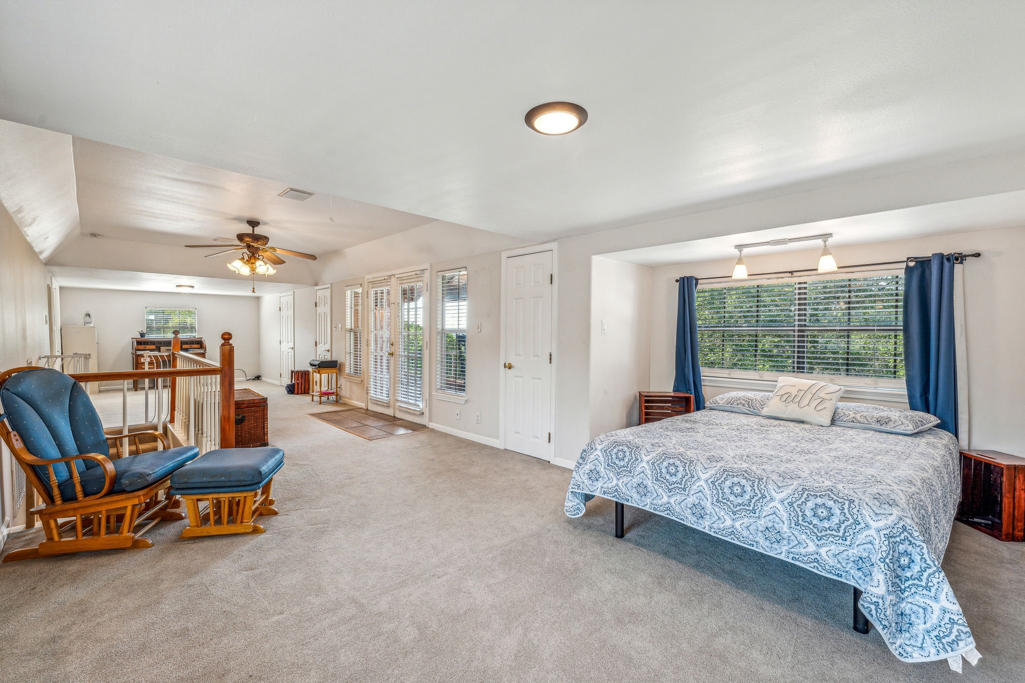 1433 County Road 306a