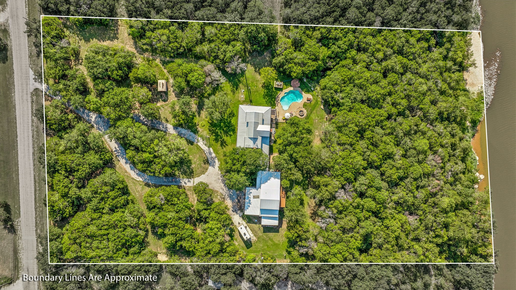 1433 County Road 306a