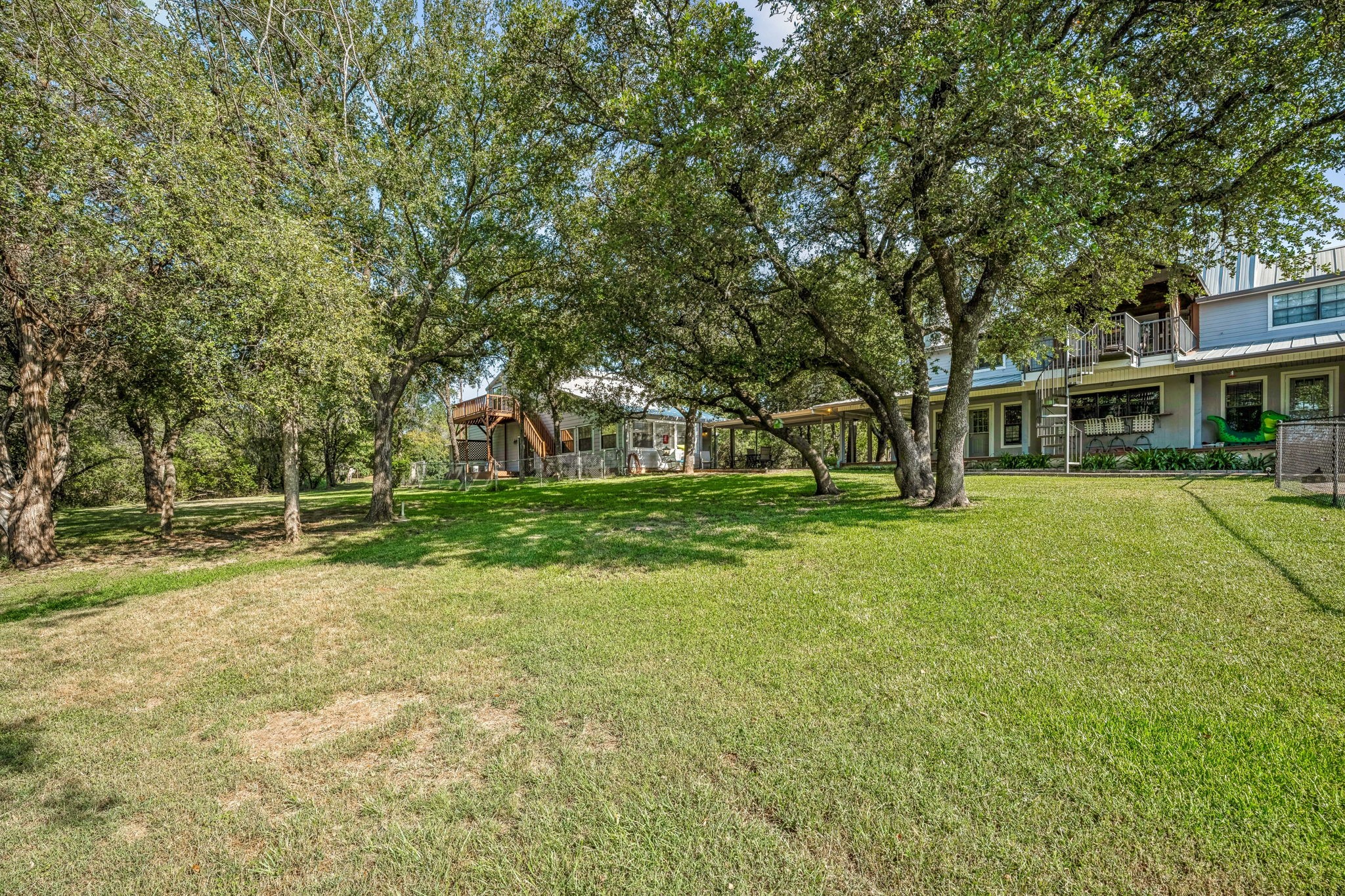 1433 County Road 306a