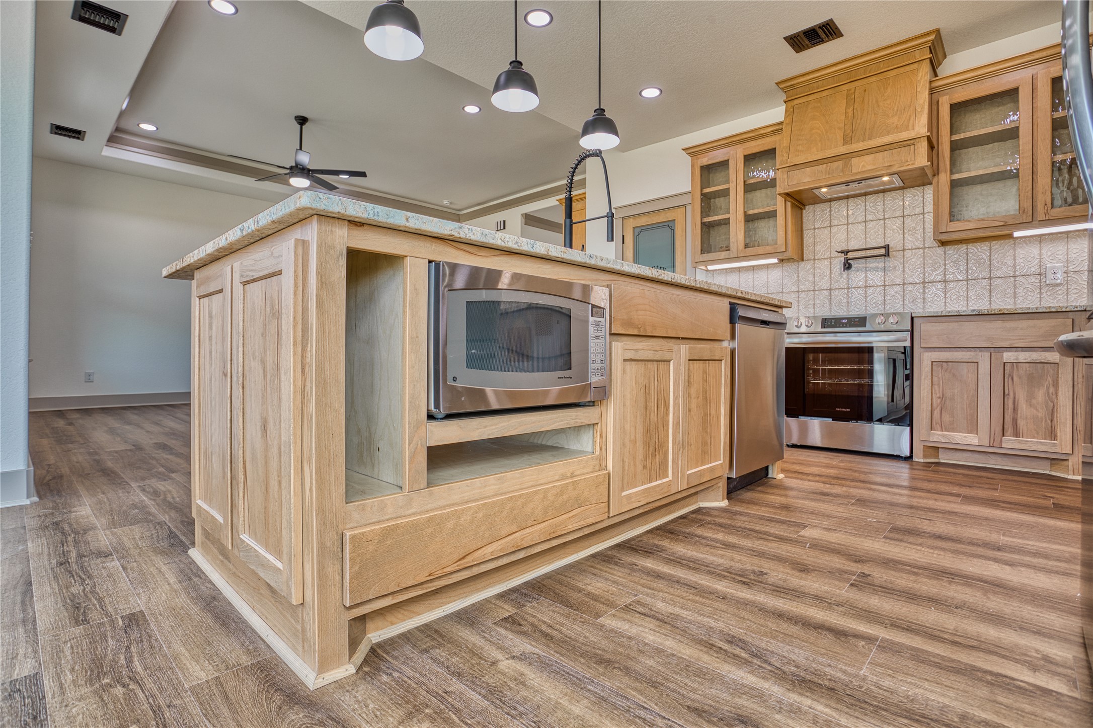 1037 Private Road 41