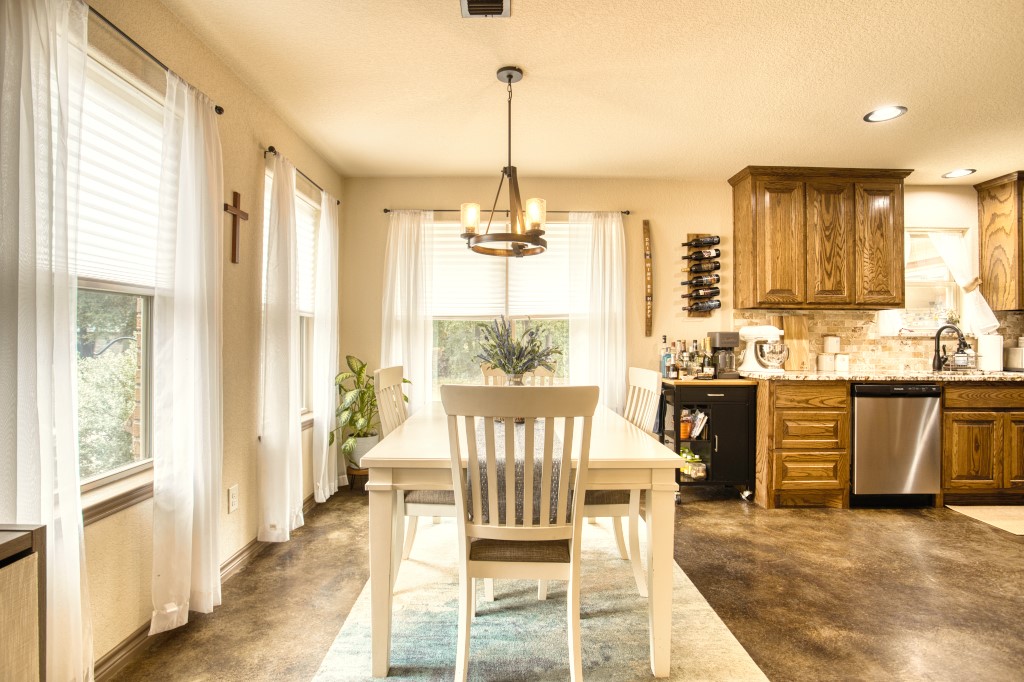811 Corral Drive