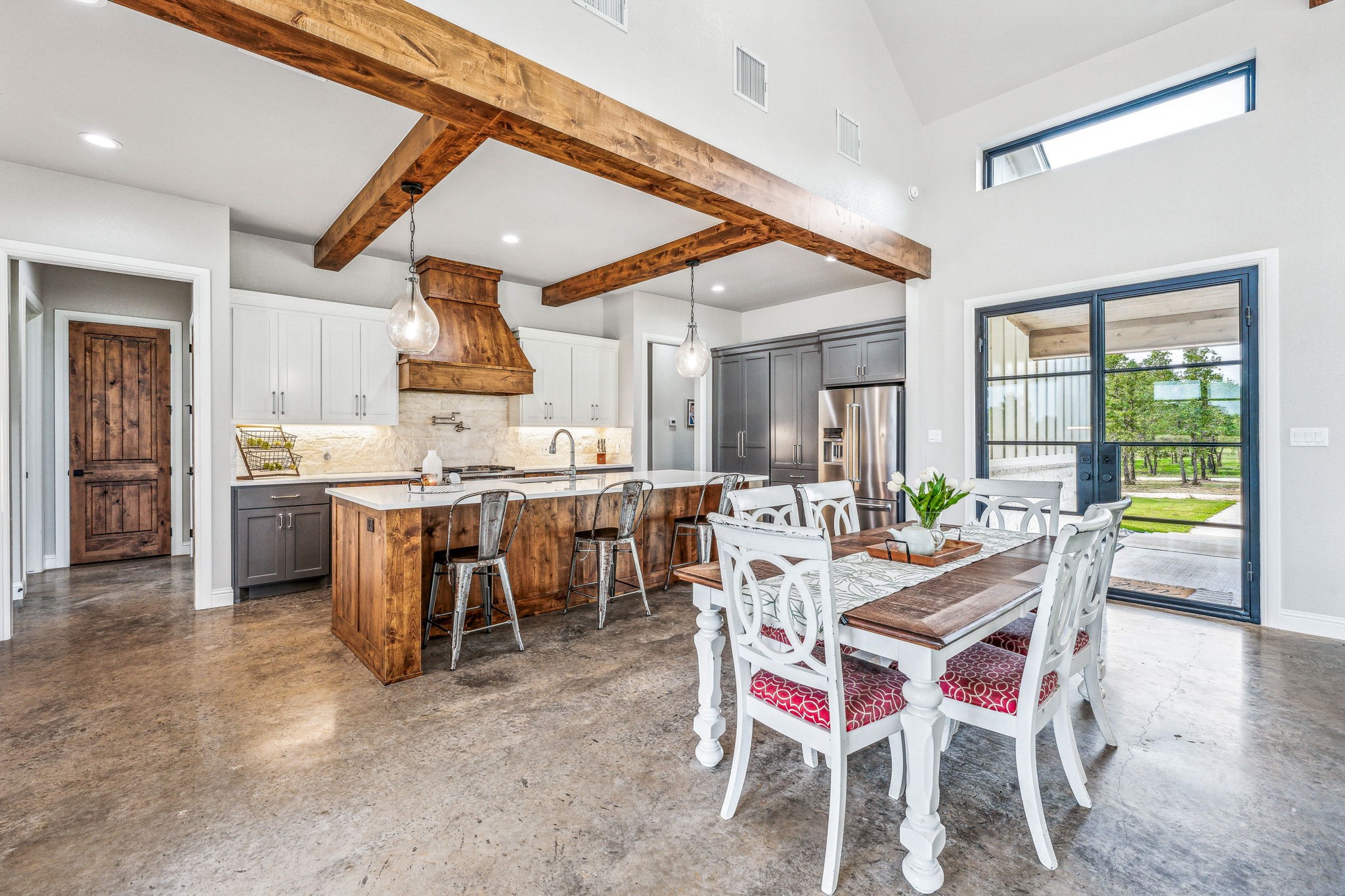 2401 Spirit Court