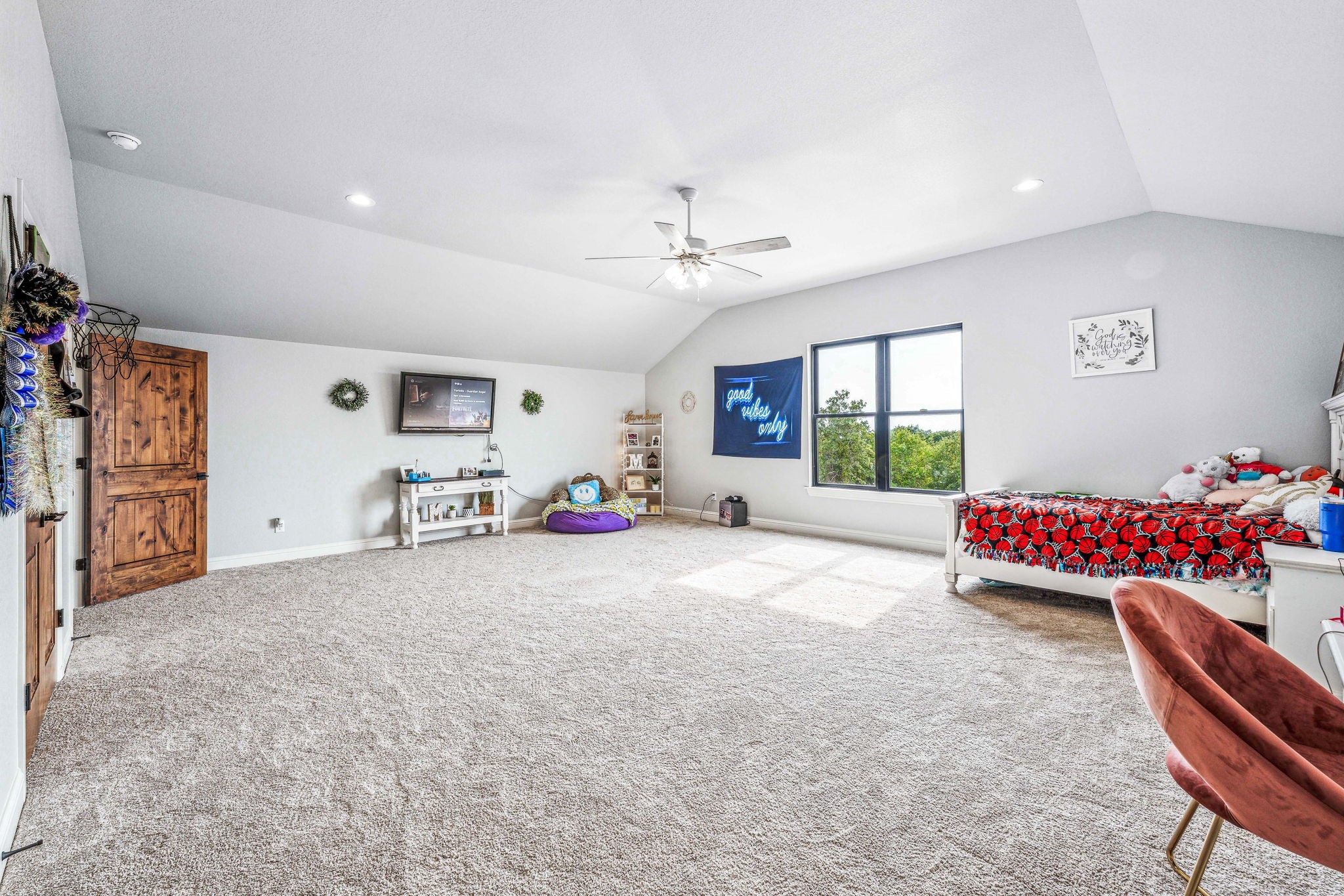 2401 Spirit Court