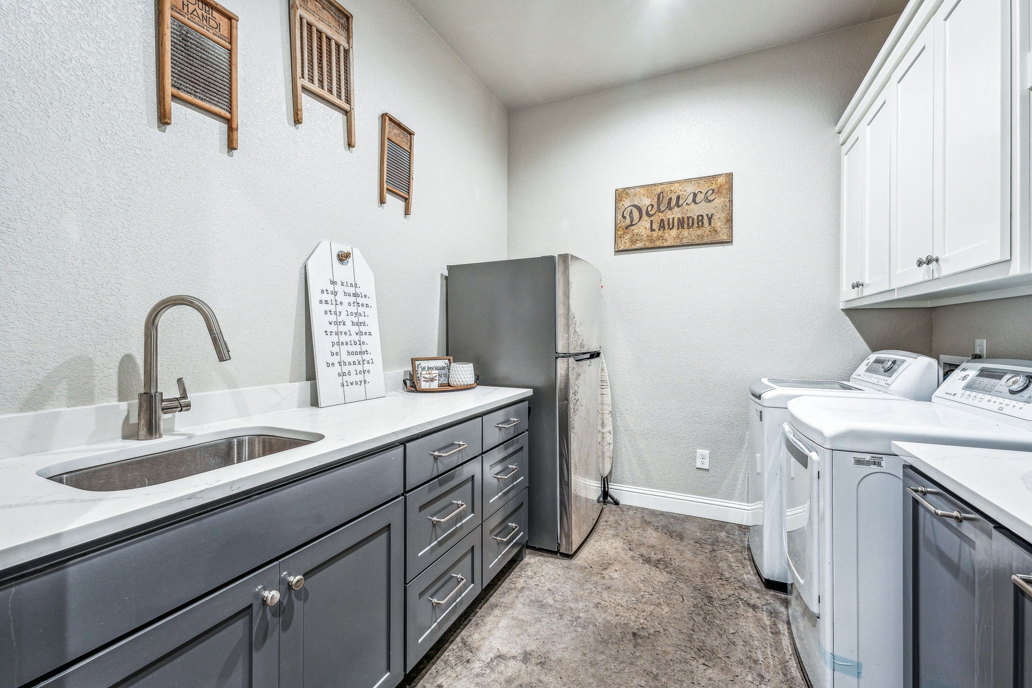 2401 Spirit Court