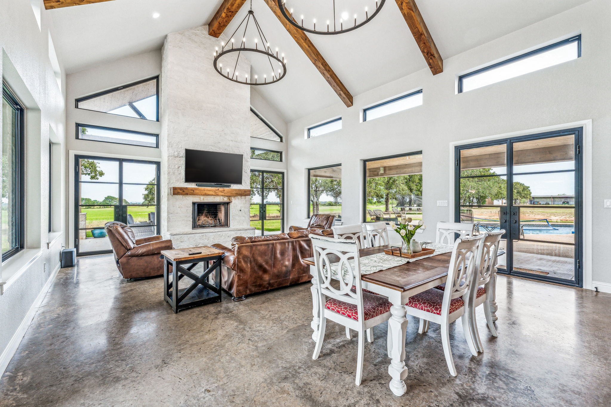 2401 Spirit Court