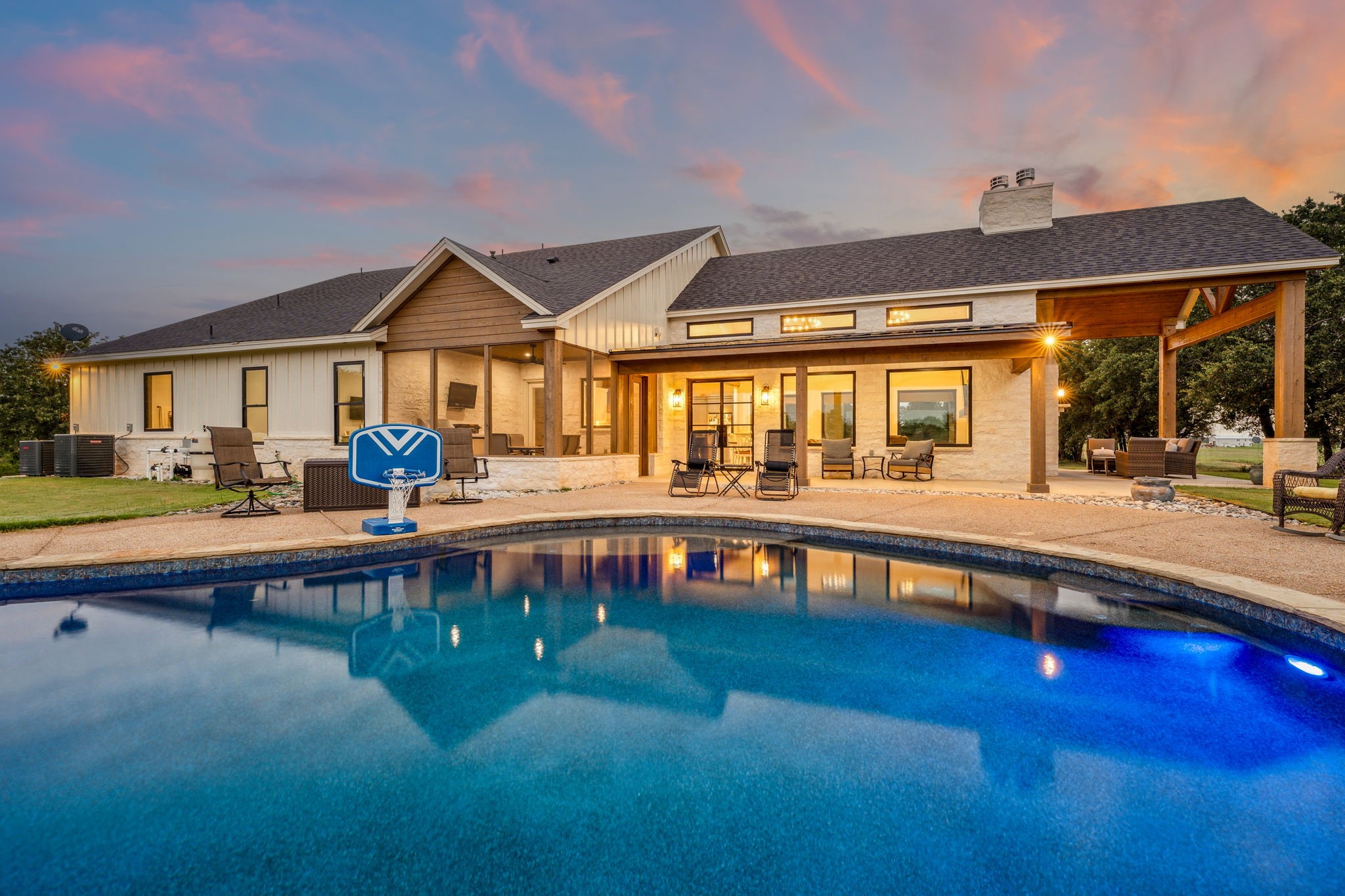 2401 Spirit Court