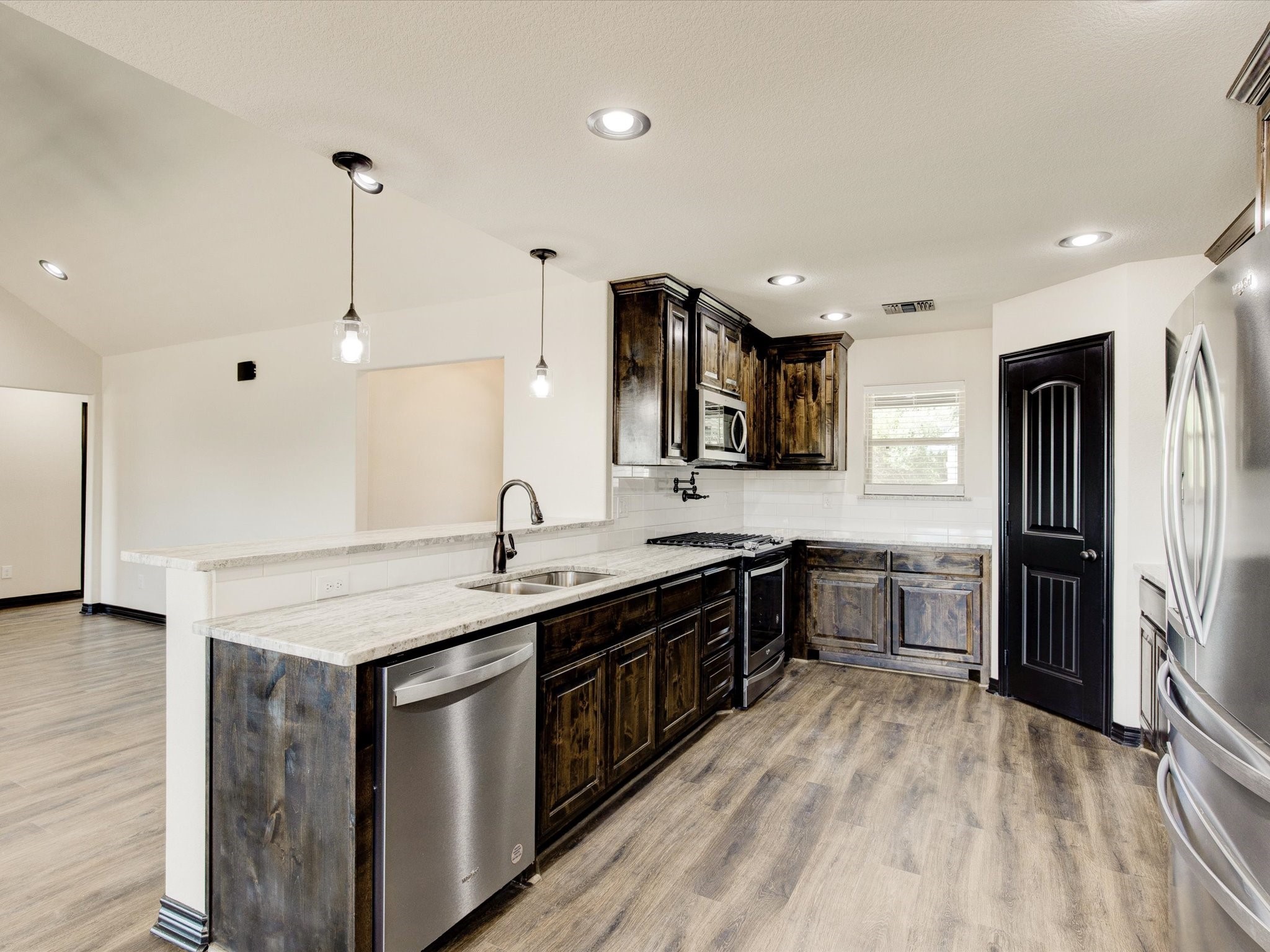 3110 Steepleridge Circle